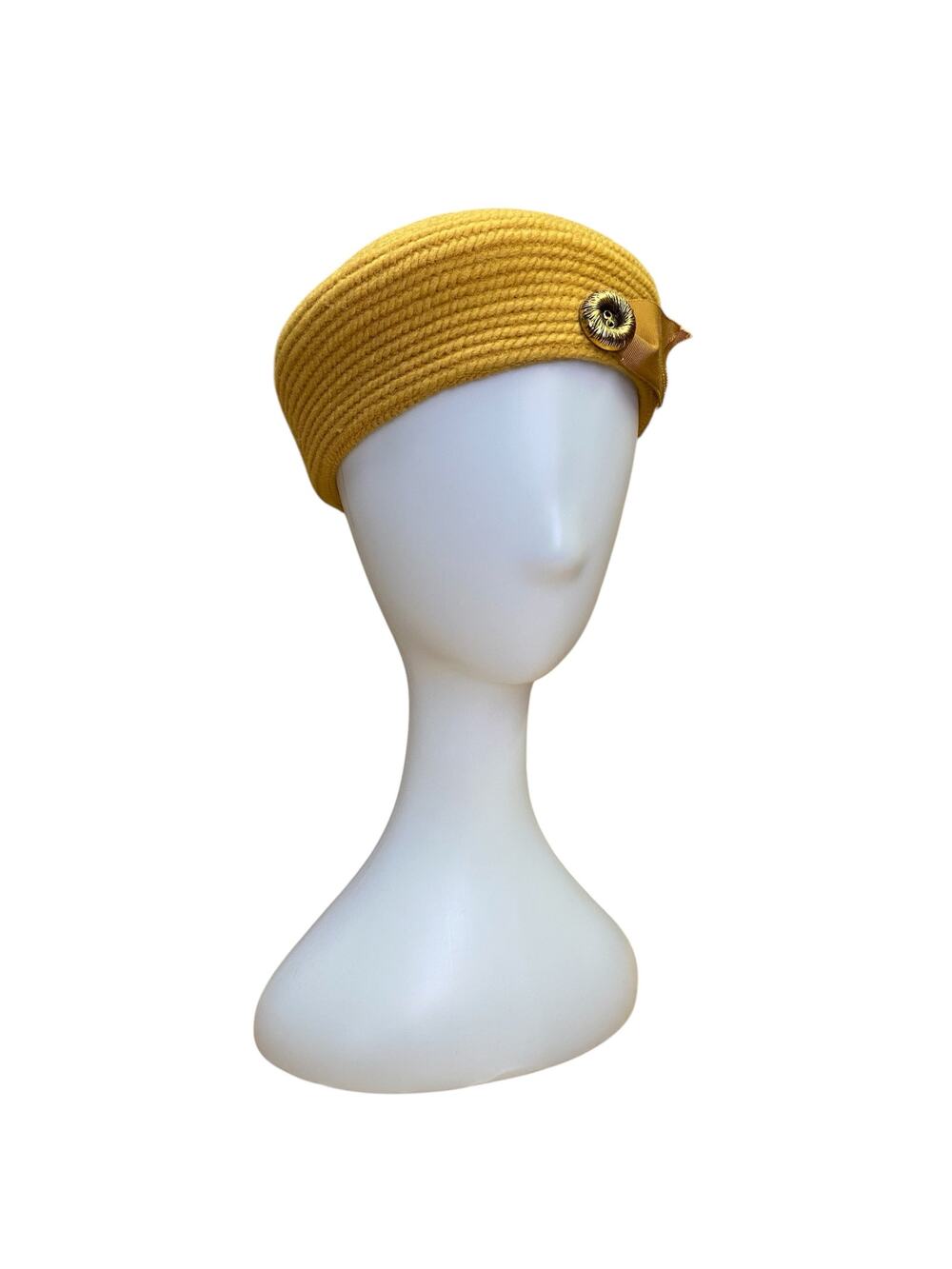 1960s Vintage Golden Yellow Pillbox Hat Everitt Original Woven Tilt Hat